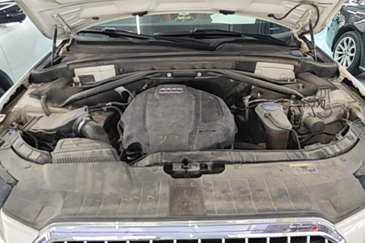 Used Audi Q5 2017 Plus 40 TFSI Technology Model Engine Bay