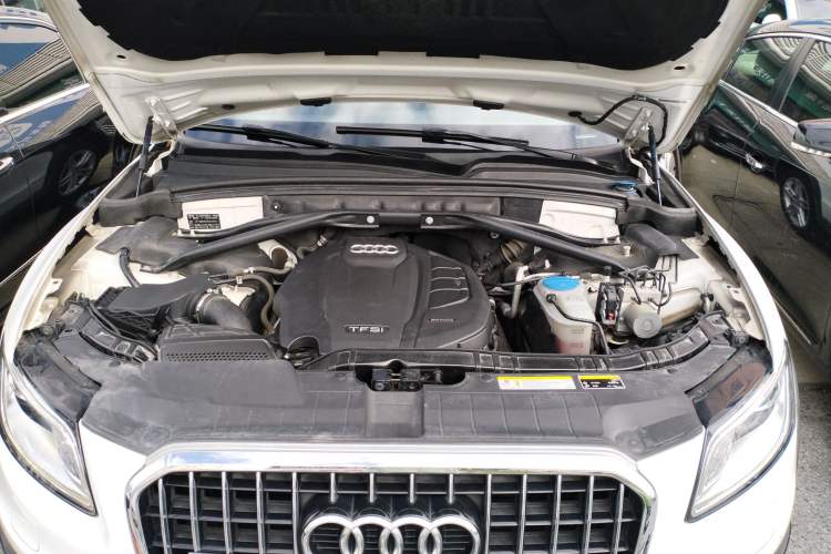 Used Audi Q5 2017 Plus 40 TFSI Technology Model Engine Bay