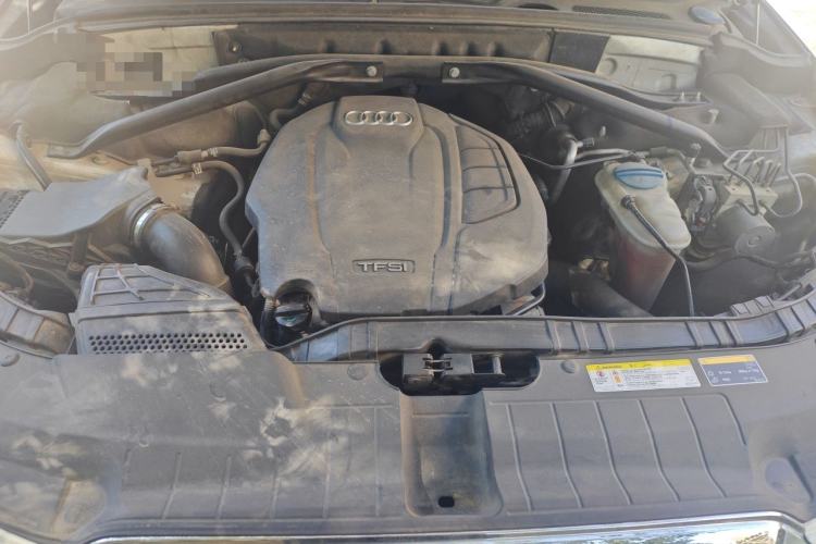 Used Audi Q5 2017 40 TFSI Technology Edition Engine Bay