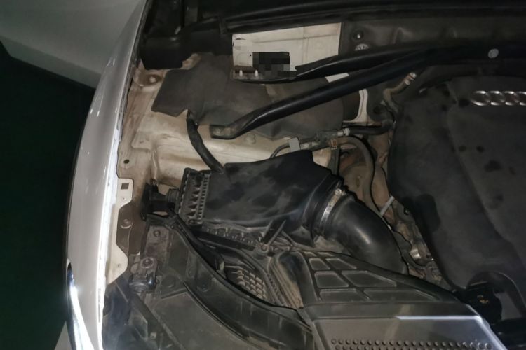 Used Audi Q5 2017 Plus 40 TFSI Technology Model Engine Bay Right