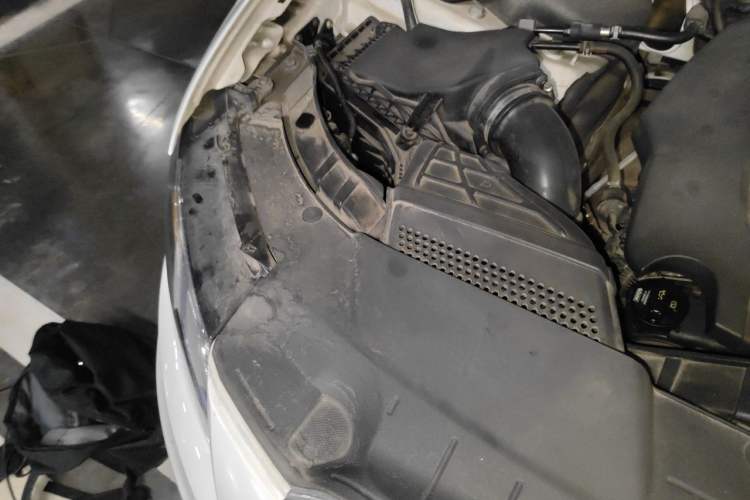 Used Audi Q5 2017 Plus 40 TFSI Technology Model Engine Bay Right