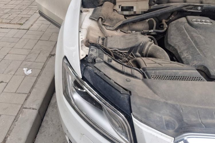 Used Audi Q5 2017 40 TFSI Ambition Edition Engine Bay Right