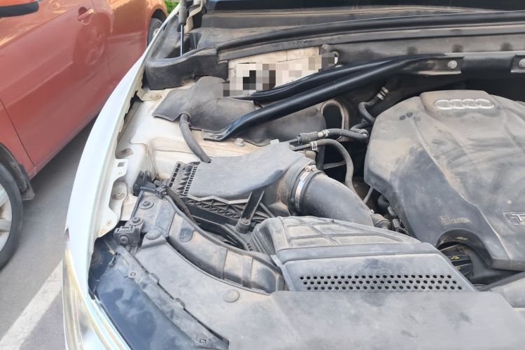 Used Audi Q5 2017 40 TFSI Ambition Edition Engine Bay Right