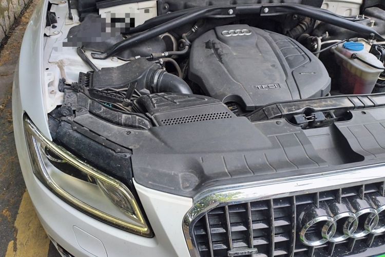 Used Audi Q5 2017 40 TFSI Ambition Edition Engine Bay Right