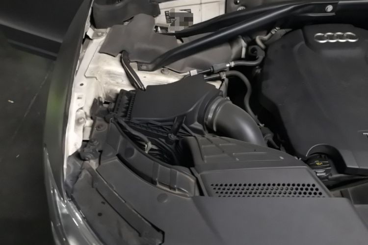 Used Audi Q5 2017 40 TFSI Ambition Edition Engine Bay Right