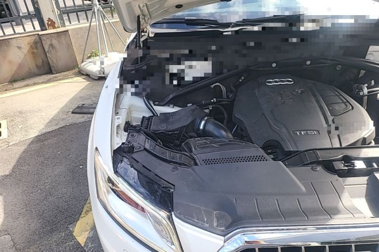 Used Audi Q5 2017 40 TFSI Ambition Edition Engine Bay Right