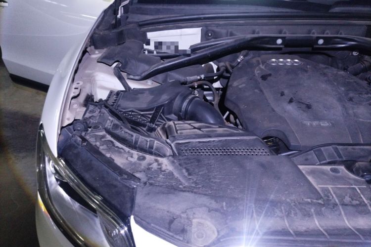 Used Audi Q5 2017 40 TFSI Ambition Edition Engine Bay Right