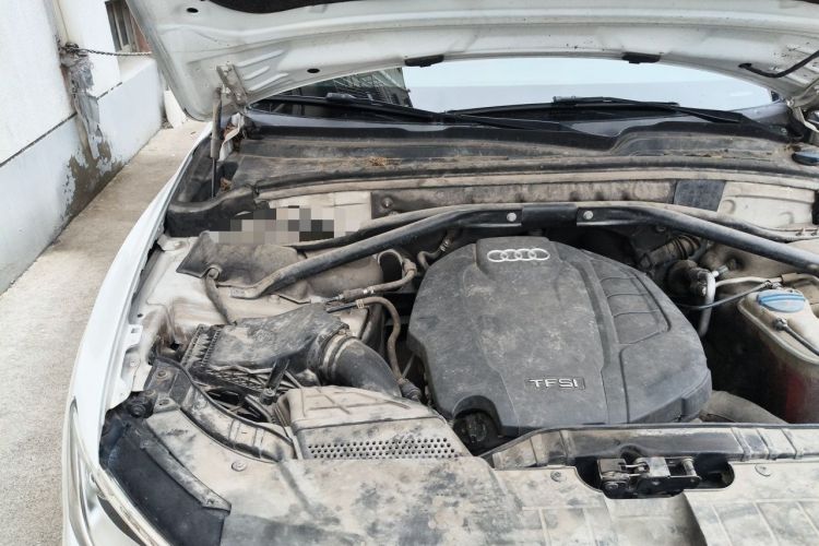 Used Audi Q5 2017 40 TFSI Ambition Edition Engine Bay Right