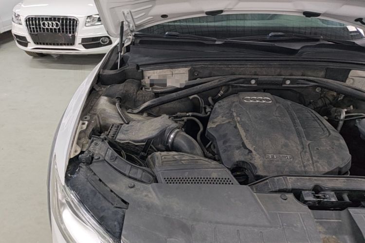 Used Audi Q5 2017 Plus 40 TFSI Technology Model Engine Bay Right