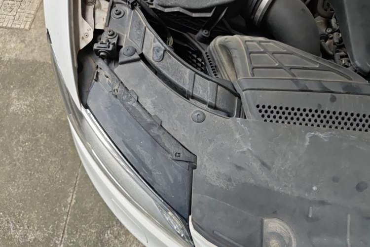 Used Audi Q5 2017 40 TFSI Ambition Edition Engine Bay Right