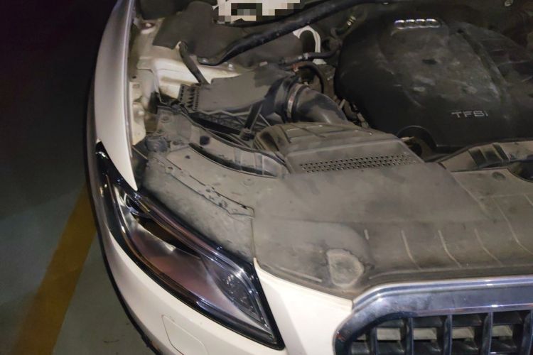 Used Audi Q5 2017 40 TFSI Ambition Edition Engine Bay Right