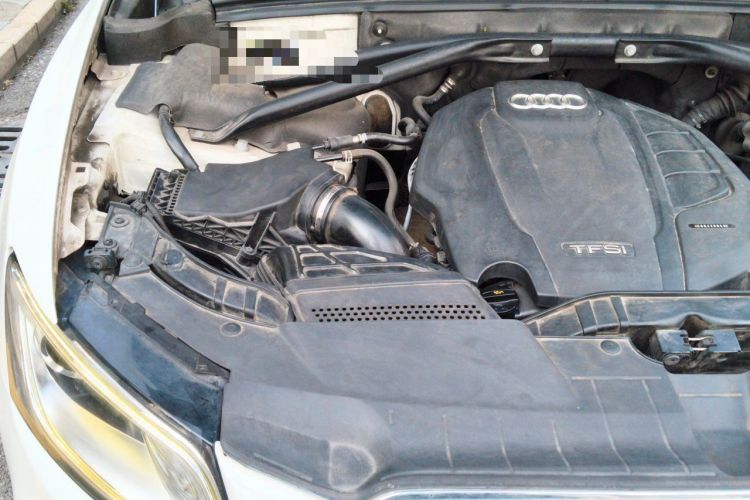Used Audi Q5 2017 Plus 40 TFSI Ambition Model Engine Bay Right