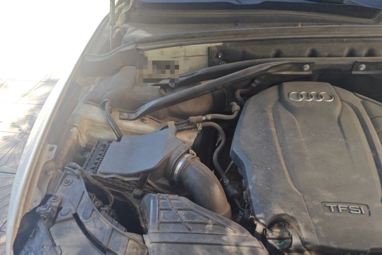 Used Audi Q5 2017 40 TFSI Technology Edition Engine Bay Right