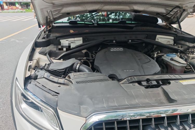 Used Audi Q5 2017 Plus 40 TFSI Technology Model Engine Bay Right