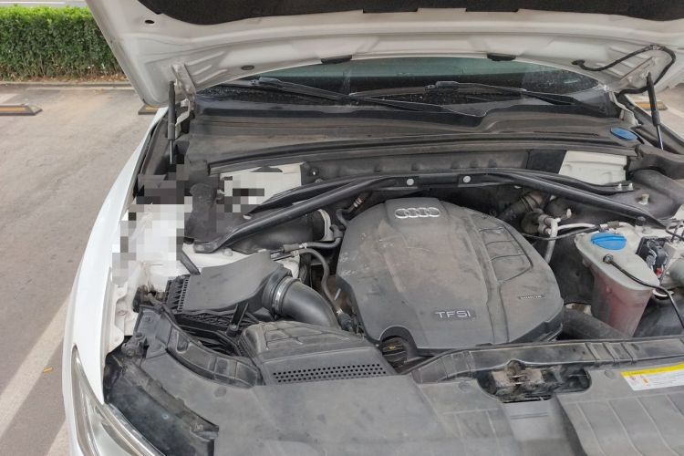 Used Audi Q5 2017 40 TFSI Technology Edition Engine Bay Right