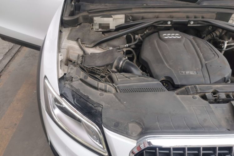 Used Audi Q5 2017 Plus 40 TFSI Technology Model Engine Bay Right