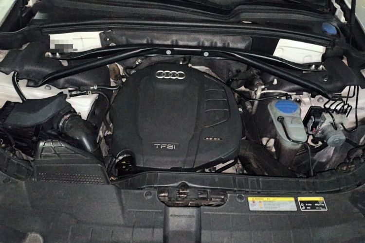Used Audi Q5 2017 Plus 40 TFSI Technology Model Engine Bay