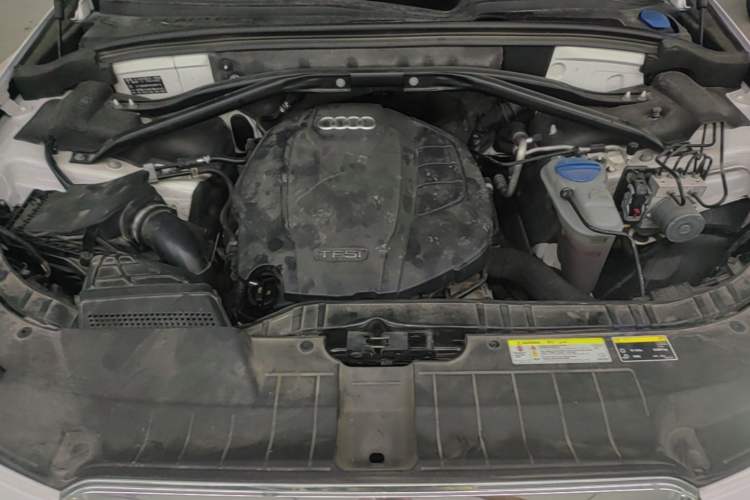 Used Audi Q5 2017 Plus 40 TFSI Technology Model Engine Bay
