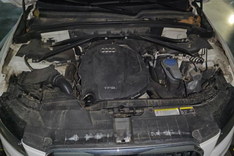 Used Audi Q5 2017 Plus 40 TFSI Technology Model Engine Bay