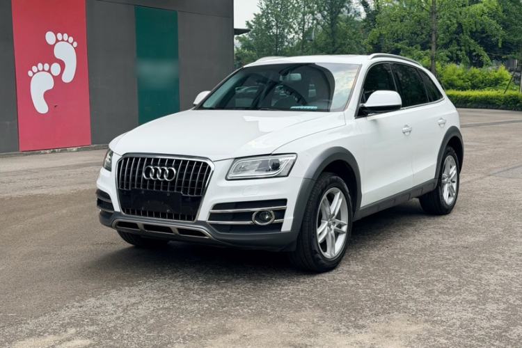 Used Audi Q5 2017 Plus 40 TFSI Technology Model Exterior 1
