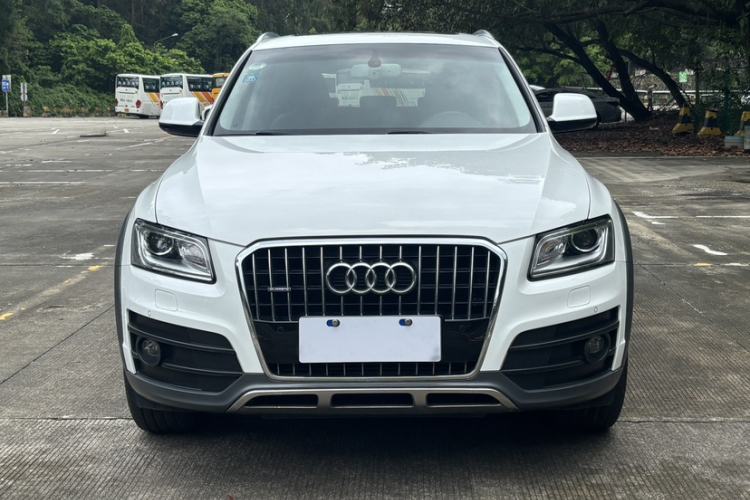 Used Audi Q5 2017 Plus 40 TFSI Technology Model Exterior 1