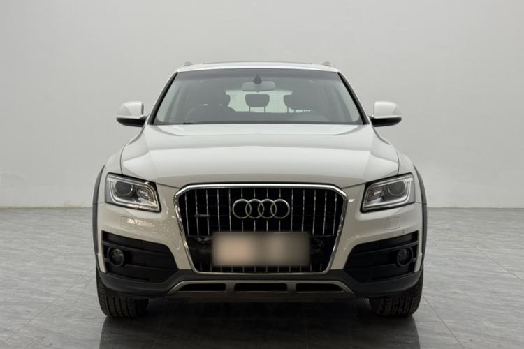 Used Audi Q5 2017 Plus 40 TFSI Technology Model Exterior 1