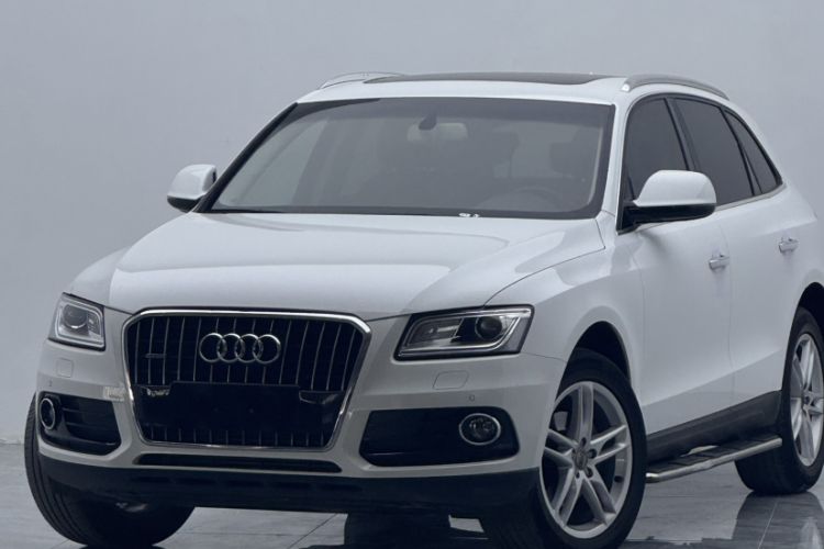 Used Audi Q5 2017 40 TFSI Comfort Model Exterior 1