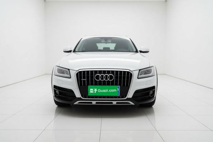 Used Audi Q5 2017 Plus 40 TFSI Technology Model Exterior 1