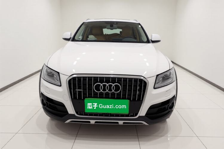 Used Audi Q5 2017 Plus 40 TFSI Technology Model Exterior 1