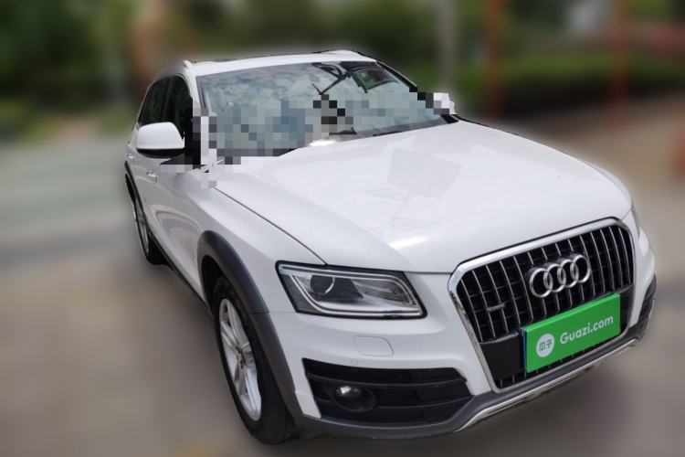 Used Audi Q5 2017 Plus 40 TFSI Technology Model Exterior 2