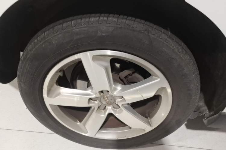 Used Audi Q5 2017 40 TFSI Ambition Edition Exterior 2