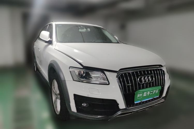 Used Audi Q5 2017 Plus 40 TFSI Technology Model Exterior 2