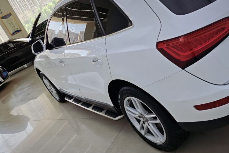 Used Audi Q5 2017 40 TFSI Comfort Model Exterior 2