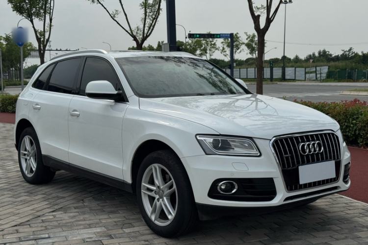 Used Audi Q5 2017 40 TFSI Comfort Model Exterior 2