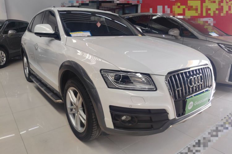 Used Audi Q5 2017 Plus 40 TFSI Technology Model Exterior 2