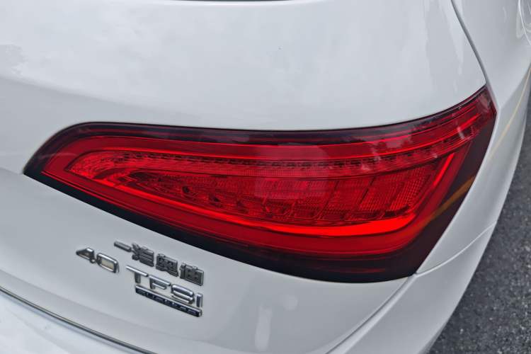Used Audi Q5 2017 40 TFSI Technology Edition Exterior 3