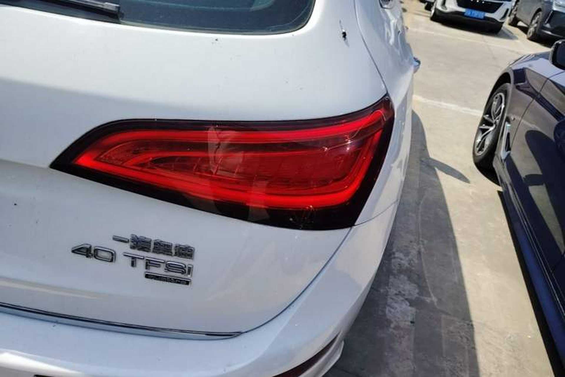 Used Audi Q5 2017 Plus 40 TFSI Ambition Model Exterior 3
