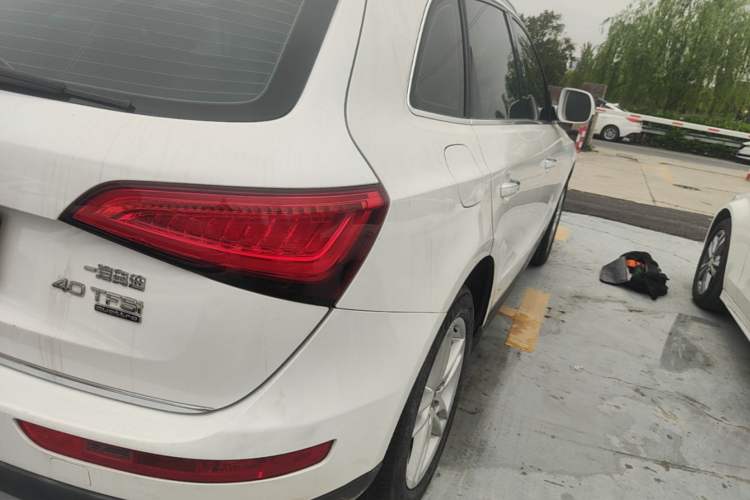 Used Audi Q5 2017 40 TFSI Technology Edition Exterior 3