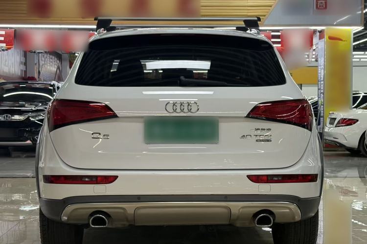 Used Audi Q5 2017 Plus 40 TFSI Technology Model Exterior 3