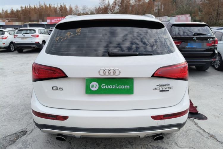 Used Audi Q5 2017 Plus 40 TFSI Technology Model Exterior 4