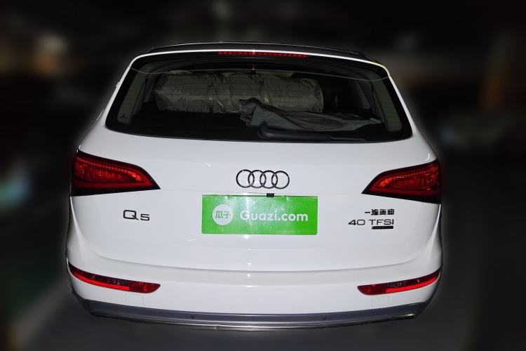 Used Audi Q5 2017 Plus 40 TFSI Technology Model Exterior 4