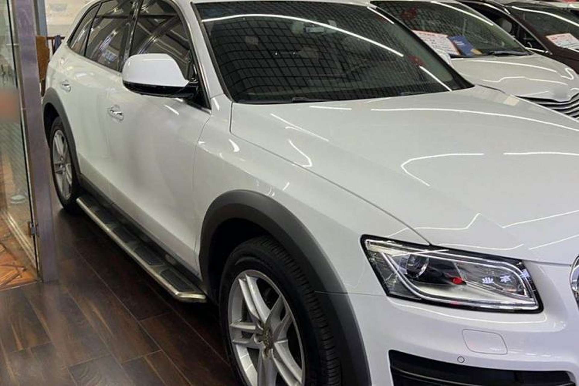 Used Audi Q5 2017 Plus 40 TFSI Technology Model Exterior 4