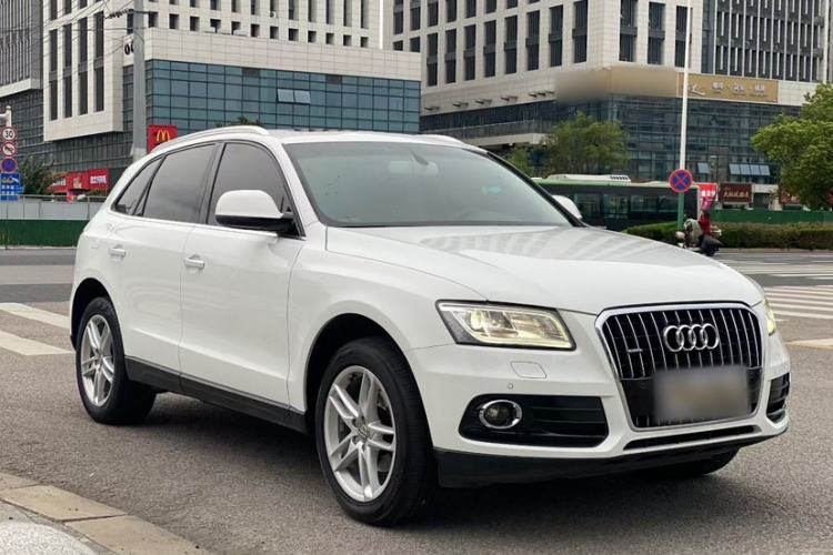Used Audi Q5 2017 40 TFSI Technology Edition Exterior 5