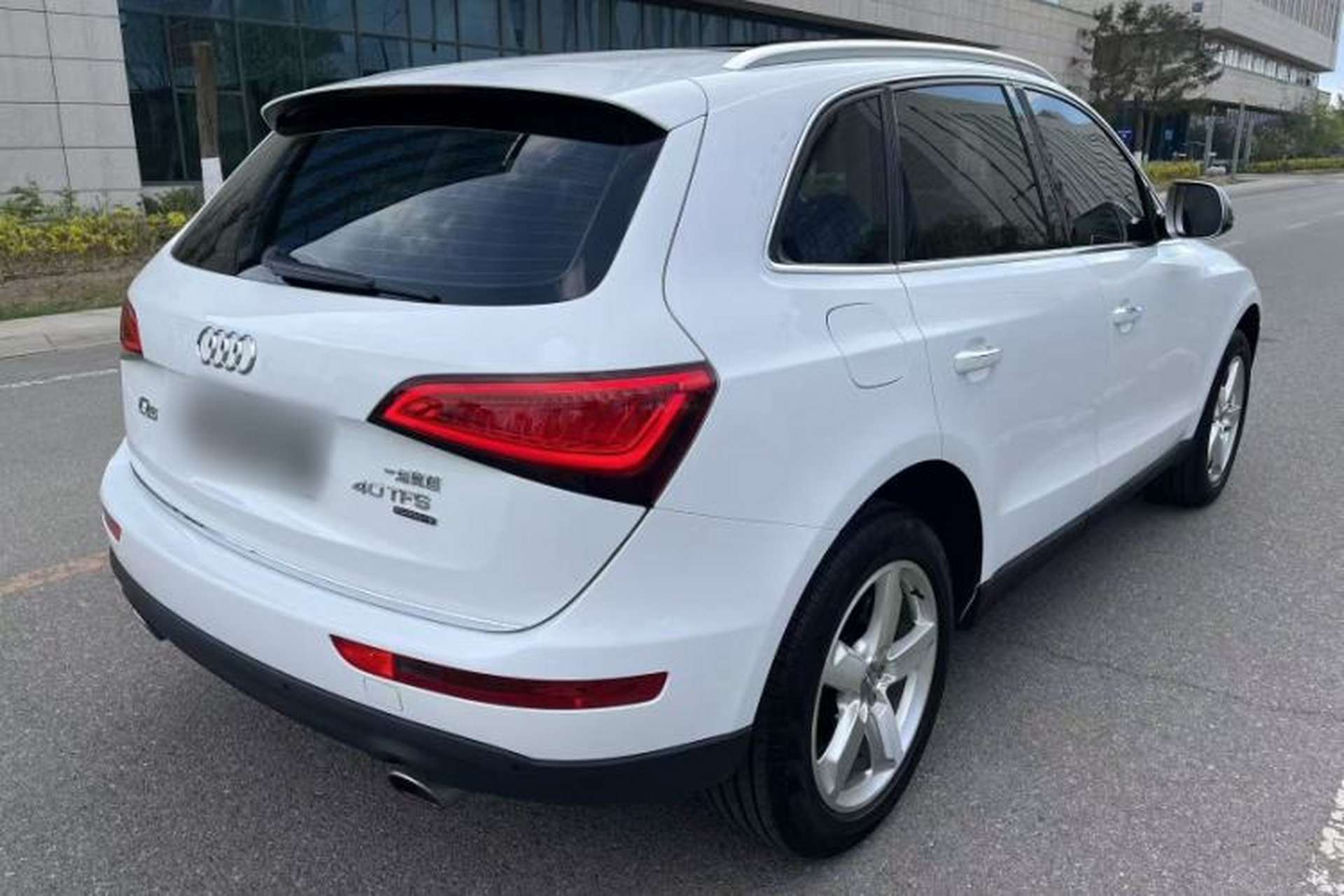Used Audi Q5 2017 40 TFSI Ambition Edition Exterior 5