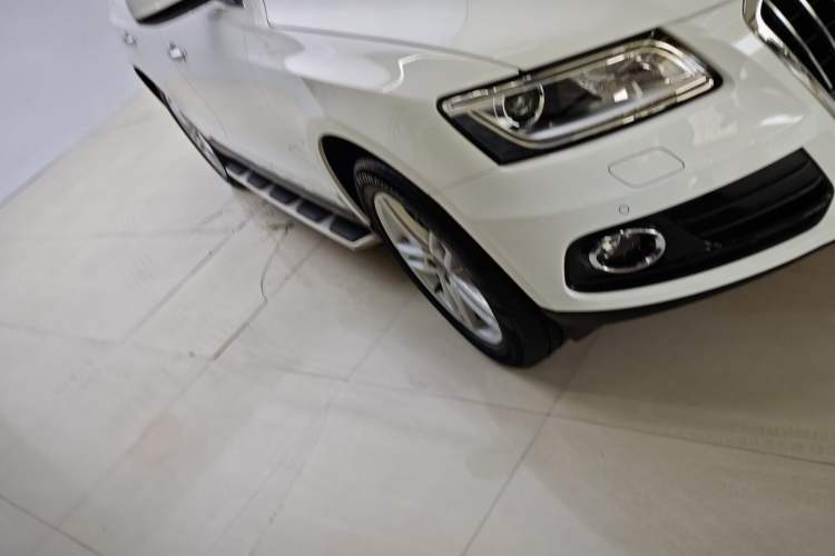 Used Audi Q5 2017 40 TFSI Comfort Model Exterior 5