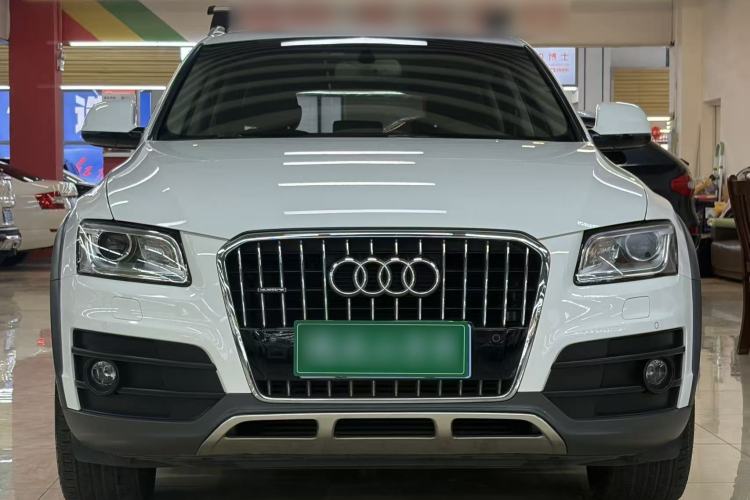Used Audi Q5 2017 Plus 40 TFSI Technology Model Exterior 5