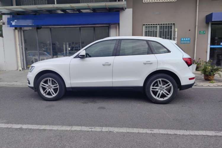 Used Audi Q5 2017 40 TFSI Technology Edition Exterior 5