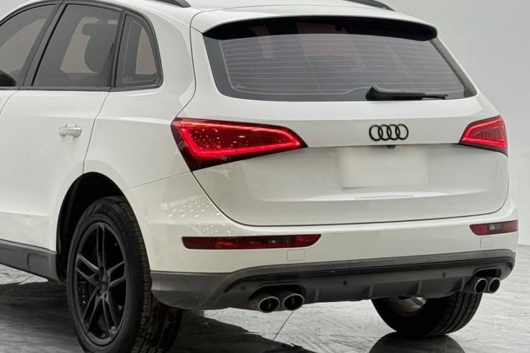 Used Audi Q5 2017 Plus 40 TFSI Technology Model Exterior 6
