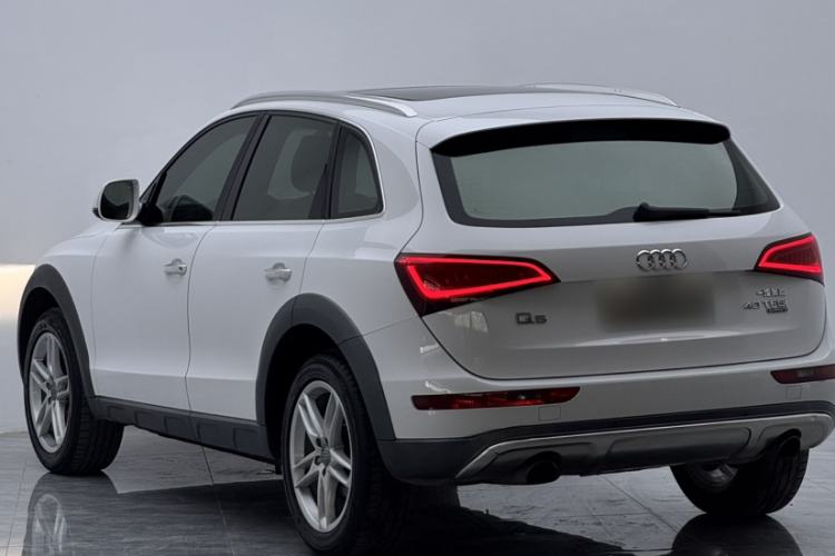 Used Audi Q5 2017 Plus 40 TFSI Technology Model Exterior 7