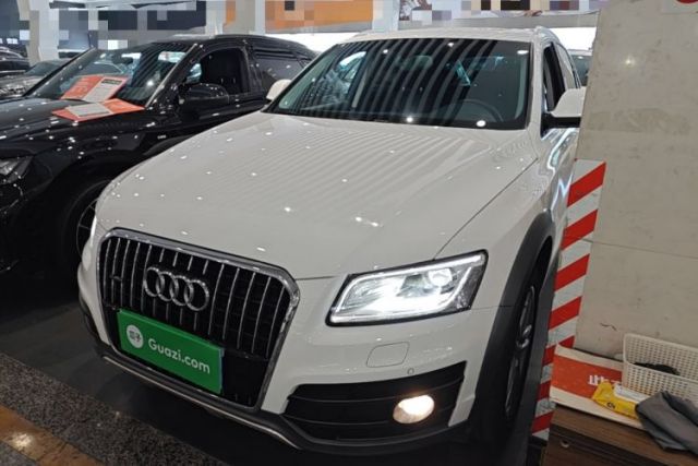 Used Audi Q5 2017 Plus 40 TFSI Comfort Model